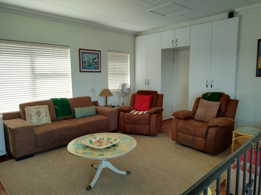 2 Bedroom Property for Sale in Reebok Western Cape